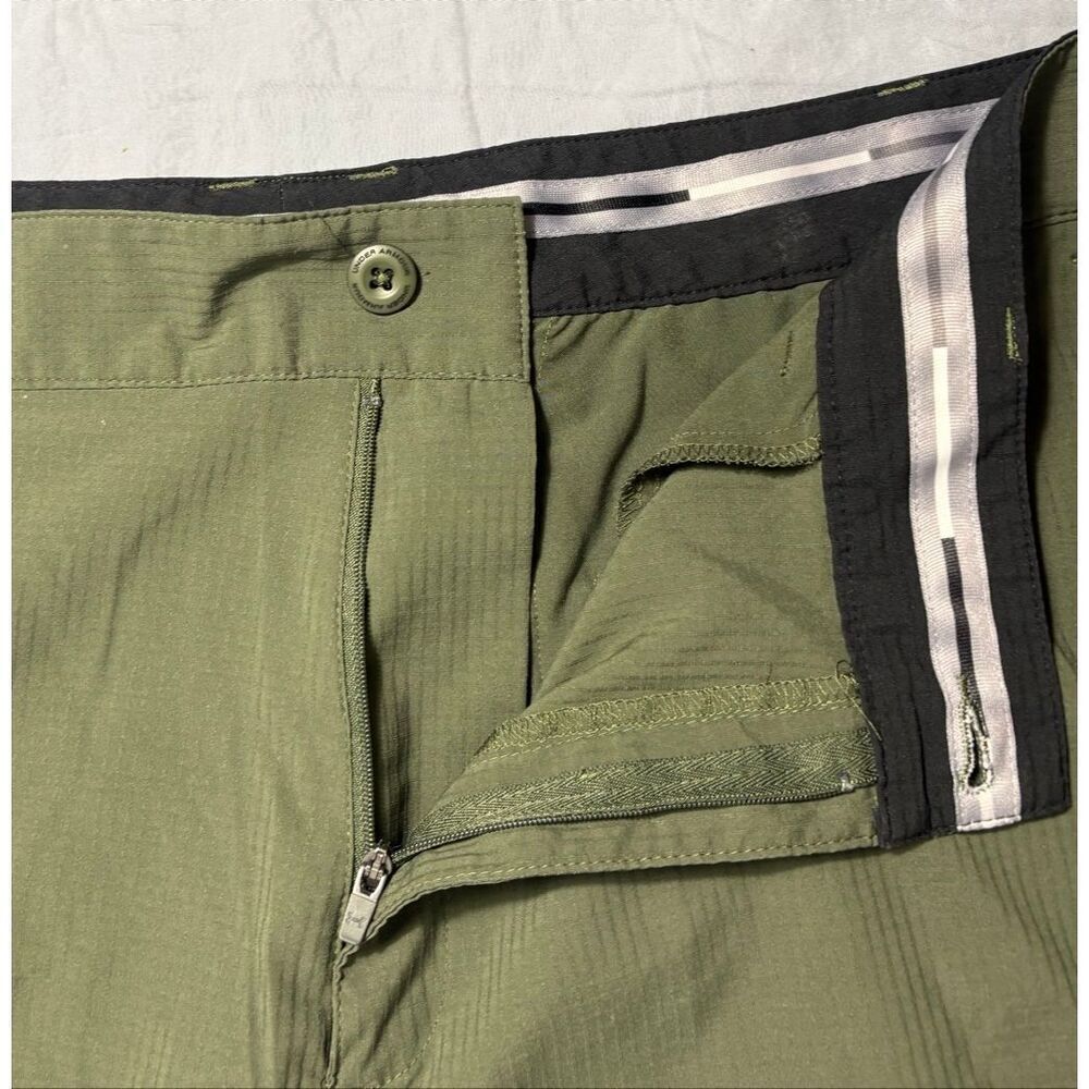 Under Armour Shorts Mens 38 Olive Green Loose Fit Golf Cargo Pocket - Picture 4 of 5